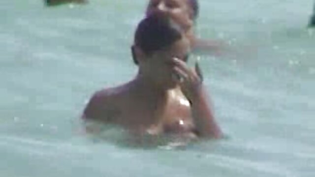 Pilihan jogan : Macho cools Ebony cah ayu mudhun nggunakake banyu selang lan kawin dheweke pus Hot porno film