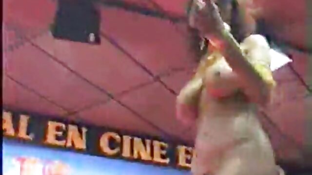 Pilihan jogan : ceking babe punika savagely banged ing amba abang sofa dening dheweke pacangan Hot porno film